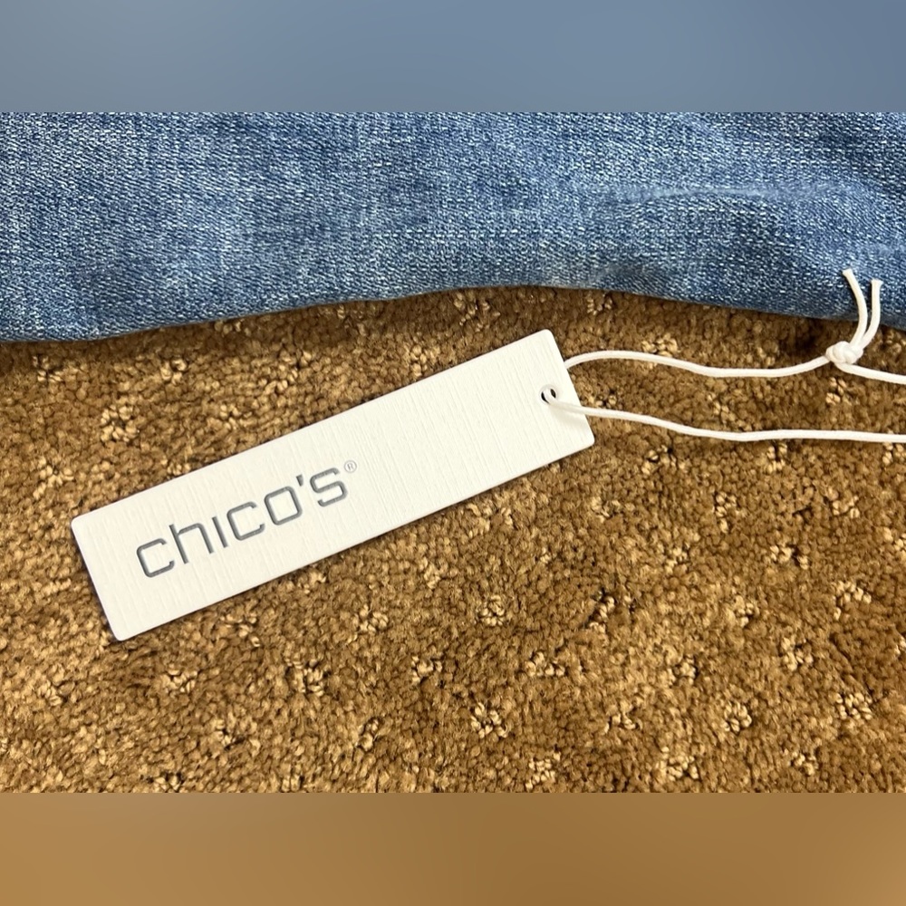 Chico’s women jean jacket - Picture 5 of 13